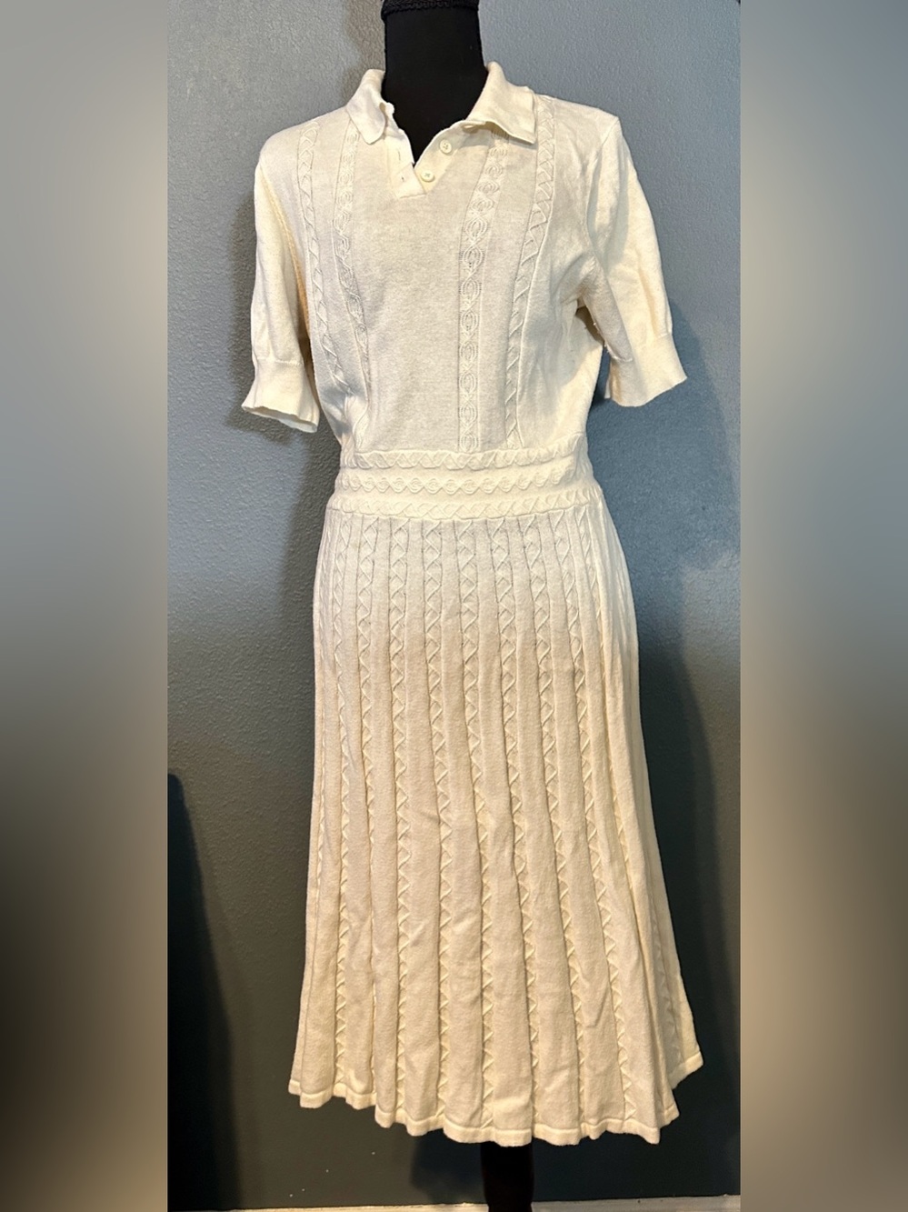 Gal Meets Glam Cream Polo-Style Knit Midi Dress